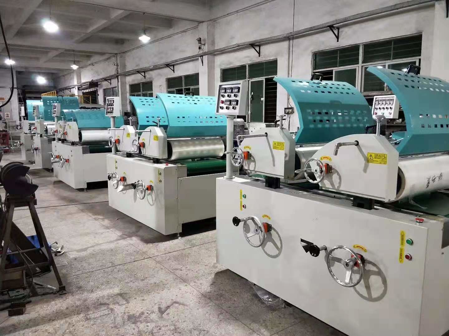 Dongguan Osmanuv Machinery Equipment Co., Ltd কারখানা উত্পাদন লাইন