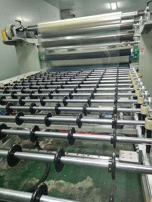 1-20m/Min Conveying Speed ফিল্ম ল্যামিনেটিং মেশিন 500mm Length 0-1320mm Working Width For Acrylic Plastic Sheet Board