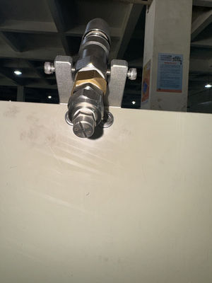 উচ্চ আউটপুট ডুয়াল স্টেশন স্পিন লেটার জল / তেল বাধা লেপ জন্য পল্প ছাঁচনির্মাণ টেবিলওয়্যার