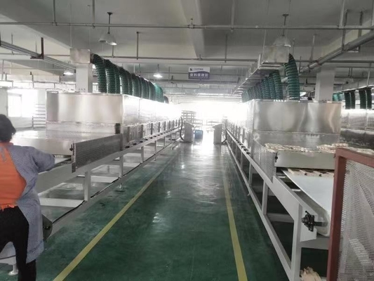 ভ্যাকুয়াম মাইক্রোওয়েভ ড্রায়ার পাউডার এবং গ্রানুলার উপকরণগুলির জন্য 50-200C তাপমাত্রা পরিসীমা সহ