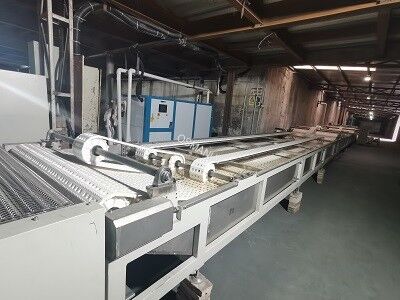 High Automation UV Coating Machine With High Reliability Coating Technology