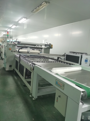 1-20m/Min Conveying Speed ফিল্ম ল্যামিনেটিং মেশিন 500mm Length 0-1320mm Working Width For Acrylic Plastic Sheet Board