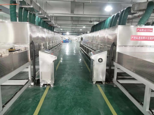17530mm × 1600mm × 1100mm 80C এ সঠিক তাপমাত্রা নিয়ন্ত্রণের জন্য ভ্যাকুয়াম মাইক্রোওয়েভ ড্রায়ার